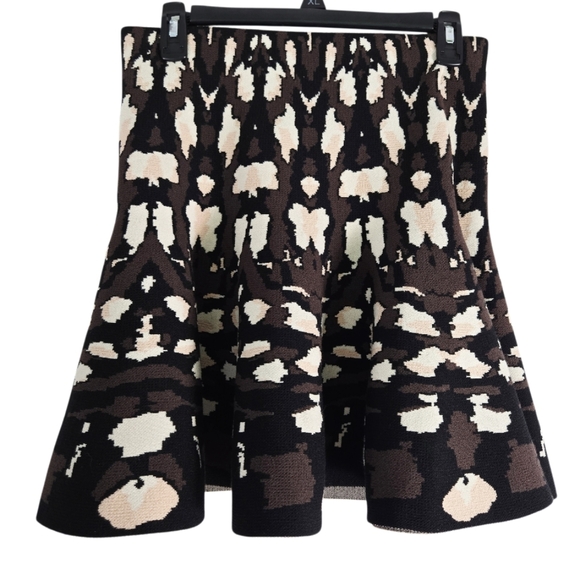 Express New Body Contour High Waist Stretch Curl Hem Brown Black Skirt Small - Picture 2 of 11